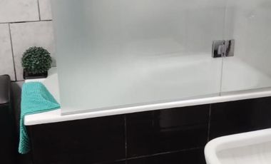 Casa en venta - 2 Dormitorios 1 Baño 1 Cochera - 636mts2 - Berazategui