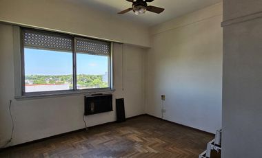 Departamento dos ambientes en  San Isidro Centro