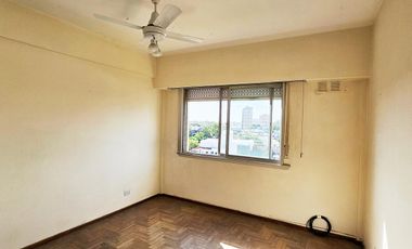 Departamento dos ambientes en  San Isidro Centro