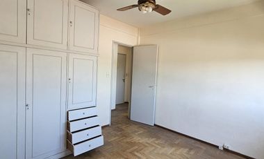 Departamento dos ambientes en  San Isidro Centro
