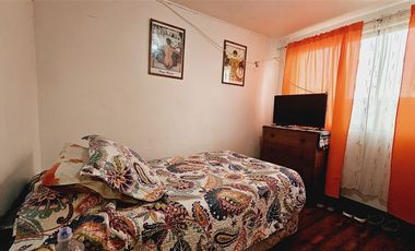 Casa en Venta en Av. La Tirana / Las Encinas