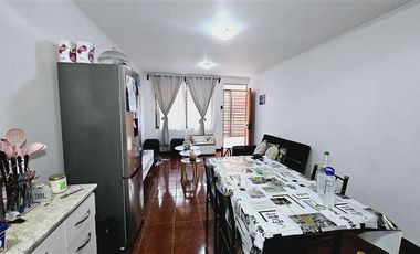 Casa en Venta en Av. La Tirana / Las Encinas