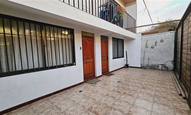 Casa en Venta en Av. La Tirana / Las Encinas