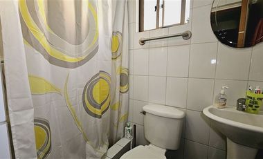 Casa en Venta en Av. La Tirana / Las Encinas