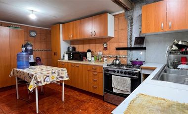 Casa en Venta en Psje. Salitrera Kerima