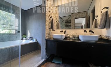 Casa en Venta en Chicureo/Piedra Roja