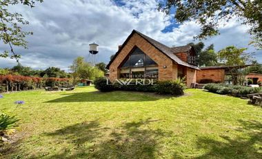 Espectacular casa campestre de 300m2 en Chuntame, Cajicá