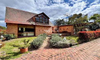 Espectacular casa campestre de 300m2 en Chuntame, Cajicá