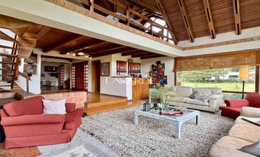 Espectacular casa campestre de 300m2 en Chuntame, Cajicá