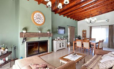 venta Casa en Roque Perez, 3 habitaciones