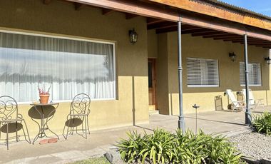 venta Casa en Roque Perez, 3 habitaciones