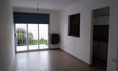 Departamento en  zona de Plaza Castelli