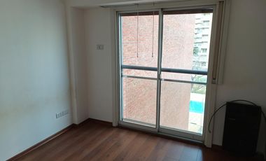 Departamento de cuatro ambientes con cochera en Lomas de Zamora