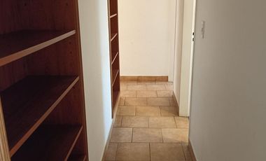 Departamento de cuatro ambientes con cochera en Lomas de Zamora