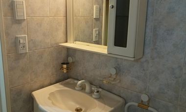 Departamento de cuatro ambientes con cochera en Lomas de Zamora