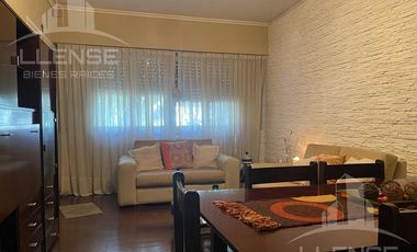 Casa 5 ambientes con jardín en venta - Quilmes Oeste