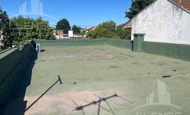 Casa 5 ambientes con jardín en venta - Quilmes Oeste