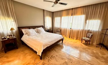 Casa categoría PREMIUM de 4 dormitorios en VENTA en country La Arboleda