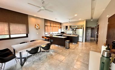 Casa categoría PREMIUM de 4 dormitorios en VENTA en country La Arboleda