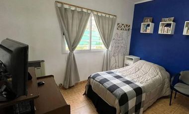 Casa en venta - 3 Dormitorios 2 Baños - Cocheras - 464Mts2 - Villa del Plata, Ensenada