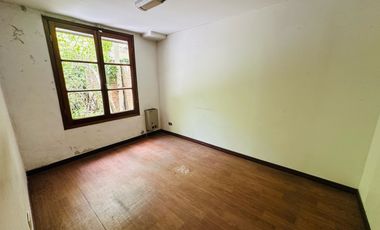 2 locales y un dpto en venta en Pinamar