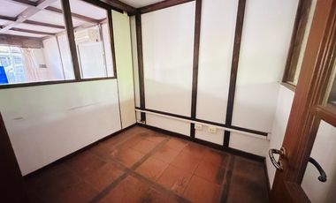 2 locales y un dpto en venta en Pinamar
