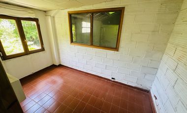 2 locales y un dpto en venta en Pinamar