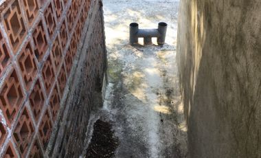 2 locales y un dpto en venta en Pinamar