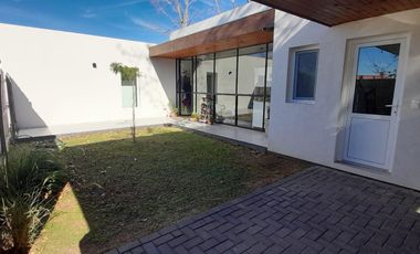 Casa en  San Matias - Area 2