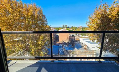 MONOAMBIENTE CON VISTA PARCIAL AL RÍO - VENTA - AMENITIES - REP. DE LA SEXTA