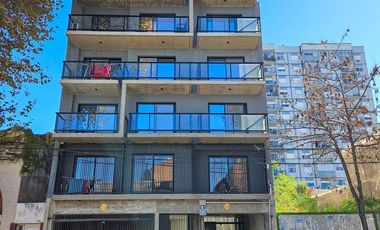 MONOAMBIENTE CON VISTA PARCIAL AL RÍO - VENTA - AMENITIES - REP. DE LA SEXTA
