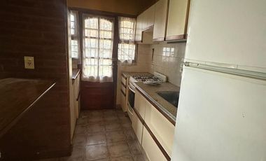 VENDO CHALET EN SIERRA DE LOS PADRES SOBRE ASFALTO