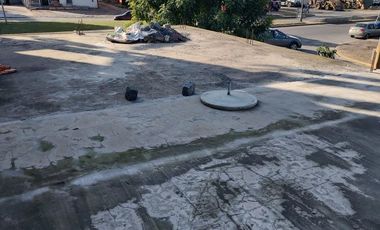 Casa en venta - 2 Dormitorios 2 Baños - Cochera - 100Mts2 - Quilmes Oeste