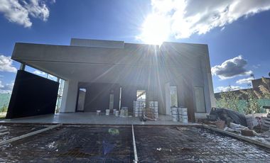 Venta Casa Puerto Roldan 3 dormitorios Piscina Parque Equipada