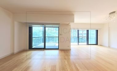 Venta 4 dormitorios triplex Parrilla Quincho Terraza Hidromasaje Sauna 3 cocheras Belgrano