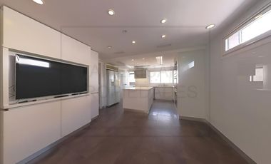 Venta 4 dormitorios triplex Parrilla Quincho Terraza Hidromasaje Sauna 3 cocheras Belgrano