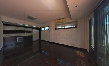 Venta 4 dormitorios triplex Parrilla Quincho Terraza Hidromasaje Sauna 3 cocheras Belgrano