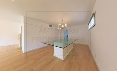 Venta 4 dormitorios triplex Parrilla Quincho Terraza Hidromasaje Sauna 3 cocheras Belgrano
