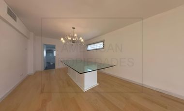 Venta 4 dormitorios triplex Parrilla Quincho Terraza Hidromasaje Sauna 3 cocheras Belgrano