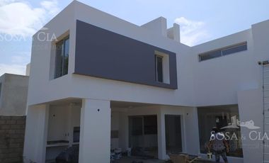 Casa - Coronel Olmedo