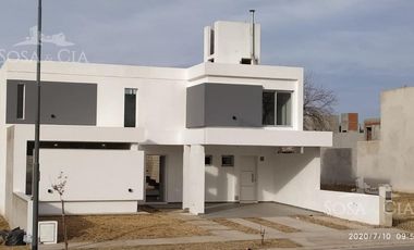 Casa - Coronel Olmedo