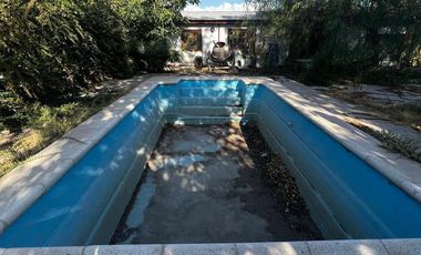 Casa en  B° Solares de Santa Lucia. Lote 19