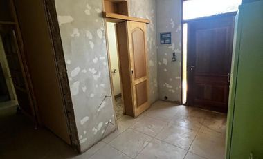Casa en  B° Solares de Santa Lucia. Lote 19