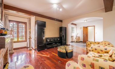 Casa en Monte Grande - 3 dormitorios y escritorio - APTO CREDITO