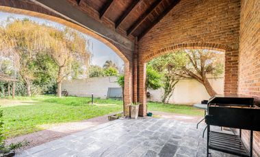 Casa en Monte Grande - 3 dormitorios y escritorio - APTO CREDITO
