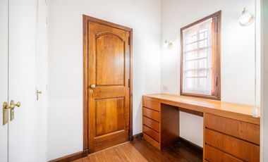 Casa en Monte Grande - 3 dormitorios y escritorio - APTO CREDITO