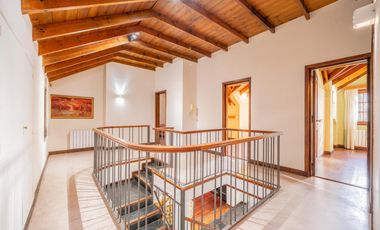 Casa en Monte Grande - 3 dormitorios y escritorio - APTO CREDITO