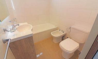 Venta - Departamento 3 ambientes  -  S.Martin(Ctro)
