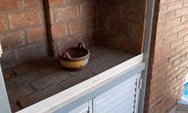Vendo Depto. 2 Dorm. c/cochera amueblado