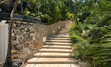 CASA EN RENTA EN LAS BRISAS ACAPULCO